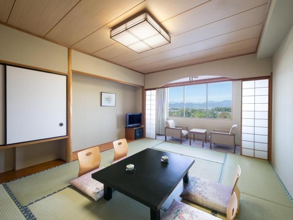 Mercure Nagano Matsushiro Resort & Spa : photo 3 de la chambre japanese style classic room - mountain view