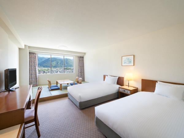 Mercure Nagano Matsushiro Resort & Spa : photo 4 de la chambre japanese-western style classic twin room - mountain view