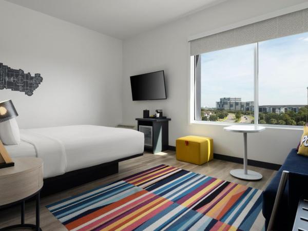 Aloft Orlando Lake Buena Vista : photo 1 de la chambre chambre plus spacieuse avec 1 lit king-size