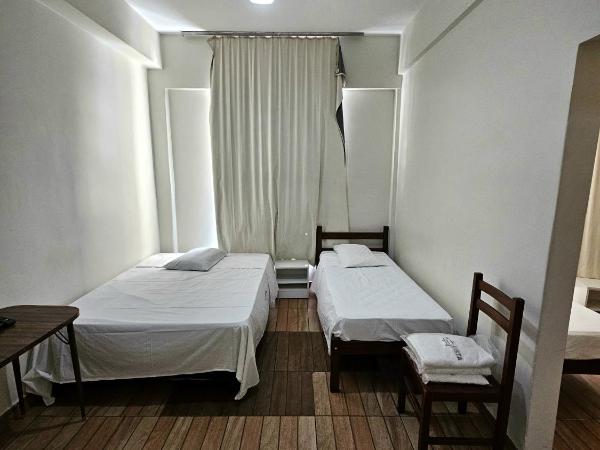 Hotel Turista : photo 2 de la chambre chambre quadruple standard