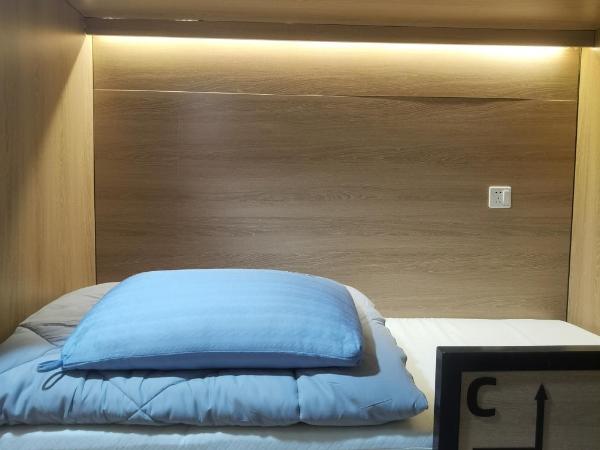 不负韶华青年旅馆 Youth Hostel : photo 6 de la chambre lit dans dortoir pour femmes de 6 lits