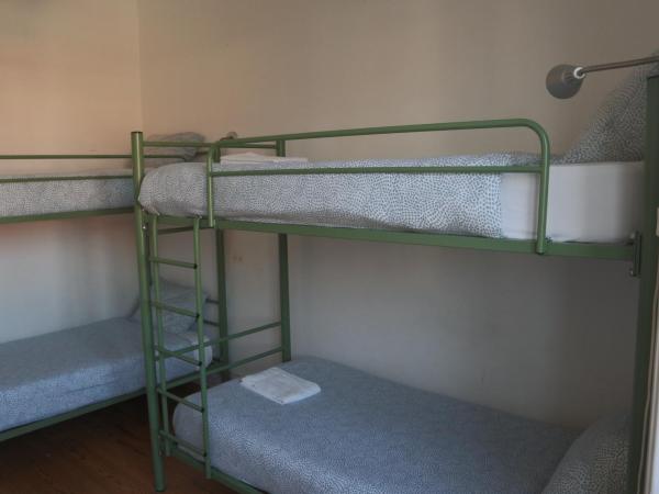 Terrace Lisbon Hostel : photo 4 de la chambre lit superposé en dortoir mixte (4 adultes)