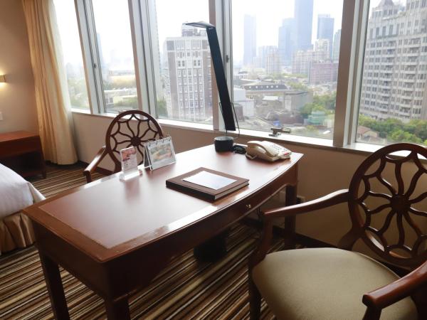 Jin Jiang Tower : photo 1 de la chambre chambre double supérieure