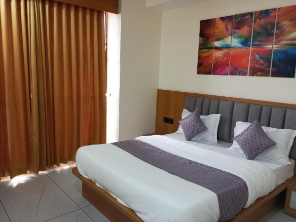 HOTEL R K VILLA : photo 2 de la chambre chambre double deluxe