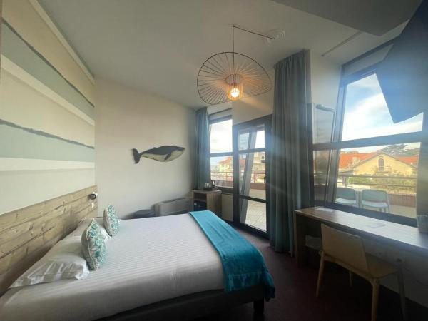 Baya Hotel : photo 3 de la chambre chambre double standard océanide - vue partielle sur océan