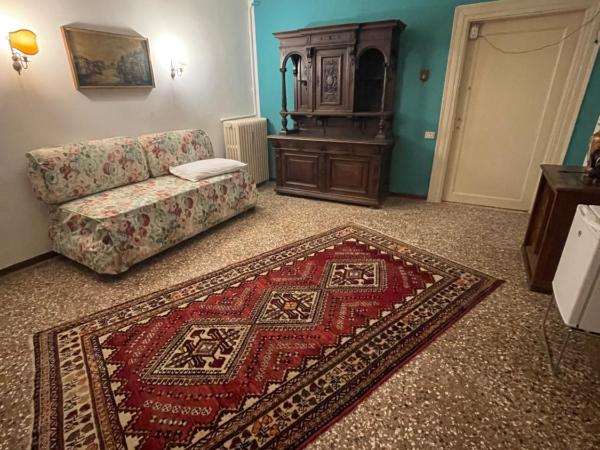 Lions Venice Guest house : photo 7 de la chambre suite présidentielle