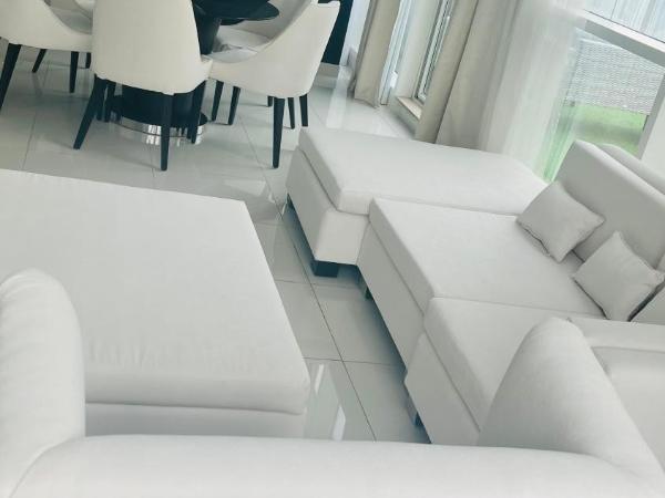 Walking distance to dubai mall Full burj Khalifa view and fountain view new year full fireworks view 2BR : photo 9 de la chambre chambre double avec balcon (2 adultes + 1 enfant)