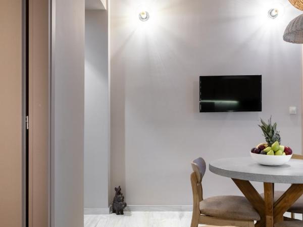 Numa Suites & Lofts Athens : photo 10 de la chambre appartement avec balcon