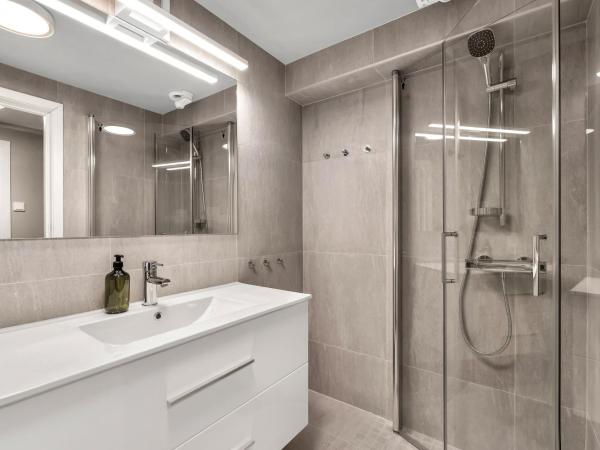 Bispegata 5 - Studio Apartment hotel : photo 6 de la chambre chambre triple avec salle de bains privative