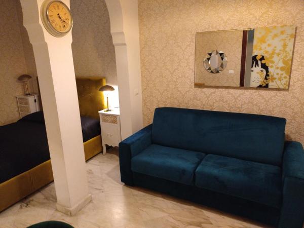 B&B Mini Hotel Incity-close train station and port- : photo 9 de la chambre chambre quadruple