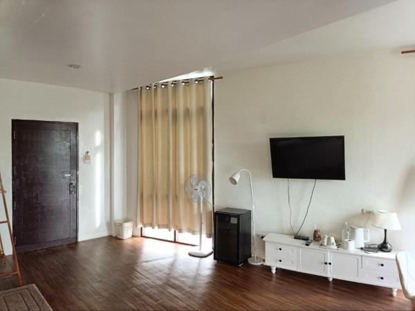 Art Hotel : photo 2 de la chambre grande chambre double