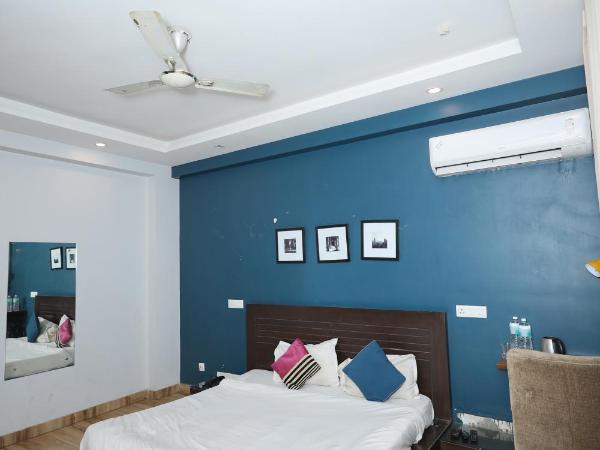 Hotel Wedlock Near Artemis hospital : photo 4 de la chambre chambre double avec salle de bains privative