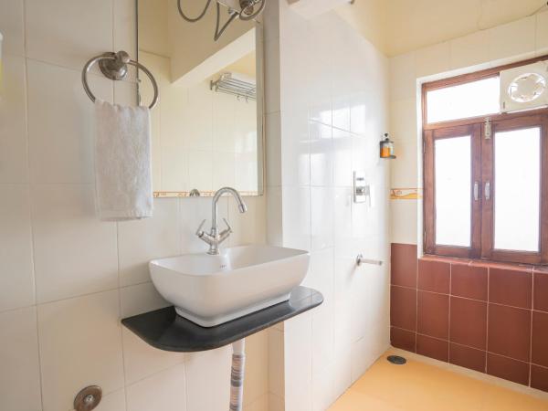 Natural Lake View Hotel : photo 9 de la chambre chambre deluxe