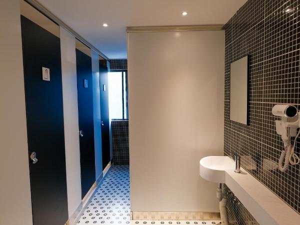 不负韶华青年旅馆 Youth Hostel : photo 7 de la chambre lit dans dortoir pour femmes de 6 lits