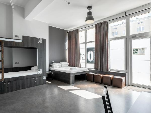 110 Hostel : photo 3 de la chambre chambre quadruple deluxe