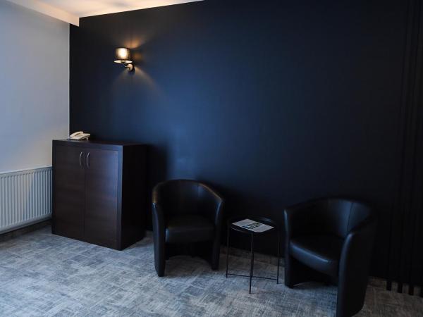 Hotel Focus Centrum Konferencyjne : photo 4 de la chambre appartement 2 chambres avec terrasse