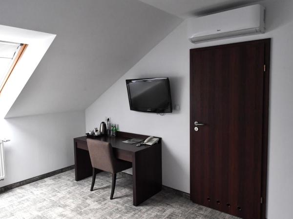 Hotel Focus Centrum Konferencyjne : photo 7 de la chambre chambre lits jumeaux