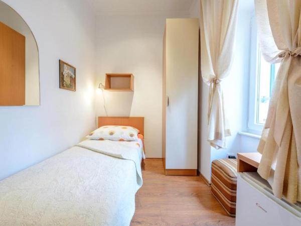 Studio Apartments Stradun : photo 1 de la chambre chambre simple