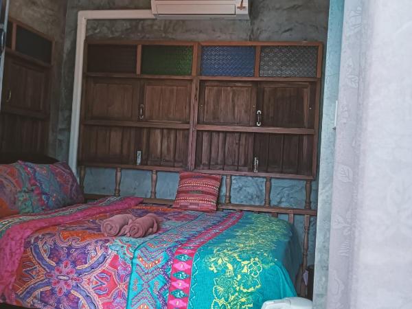 Huen Chiang Man Hostel : photo 9 de la chambre chambre double deluxe avec balcon