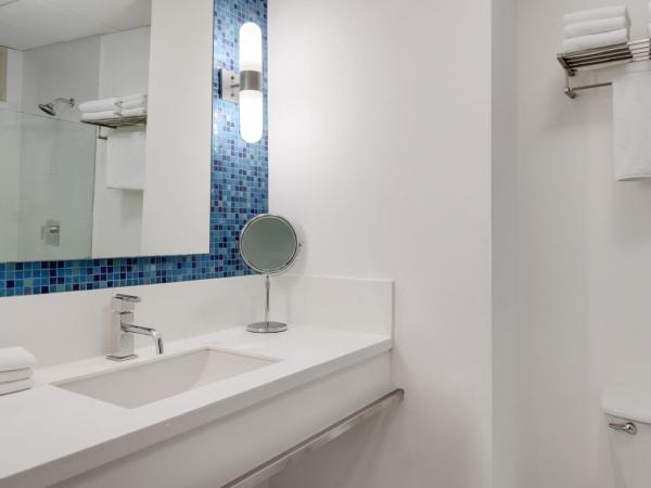 Four Points by Sheraton Monterrey Linda Vista : photo 5 de la chambre chambre deluxe avec 2 lits queen-size