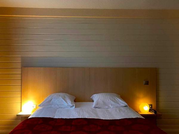 Hôtel La Réserve : photo 5 de la chambre chambre double – vue sur lac