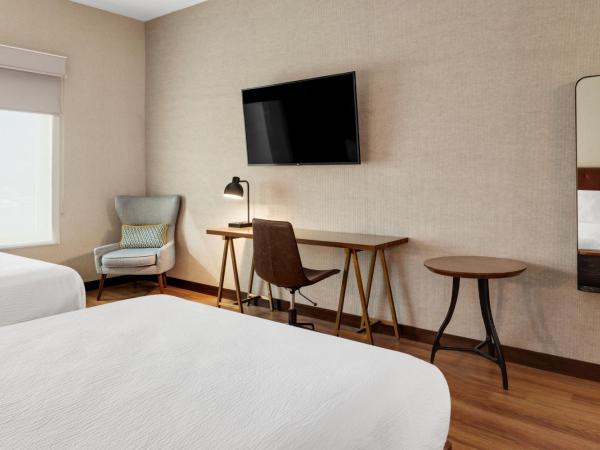 Four Points by Sheraton Galerias Monterrey : photo 1 de la chambre premium executive, guest room, 2 queen(s),  city view