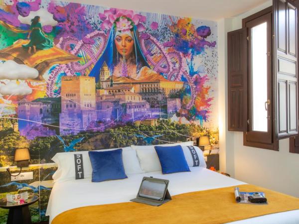 Casual Ilbira Granada : photo 5 de la chambre chambre double ou lits jumeaux