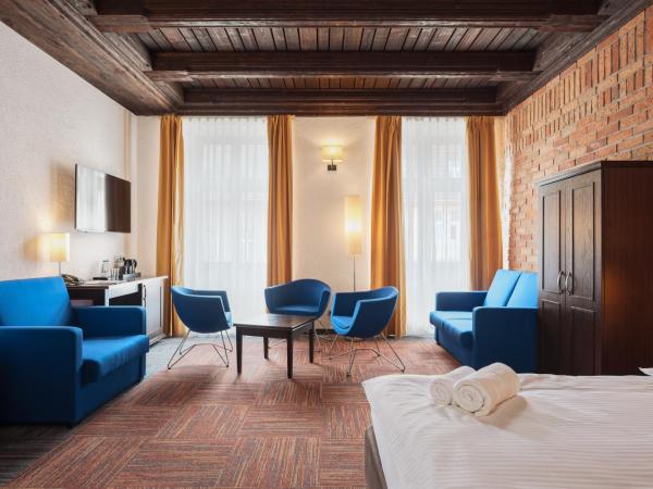 Palazzo Rosso Old Town : photo 1 de la chambre chambre double affaires