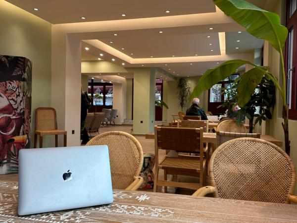 The Maroon Bottle Luxury Suites : photo 3 de la chambre chambre simple deluxe avec balcon