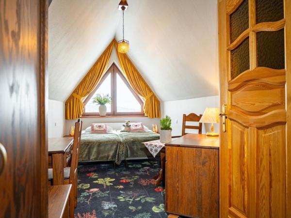 Pensjonat Maria 5 : photo 5 de la chambre petite chambre lits jumeaux