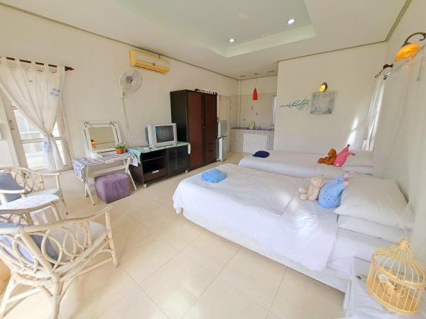 Prathana Garden Beach Resort : photo 3 de la chambre chambre lits jumeaux deluxe