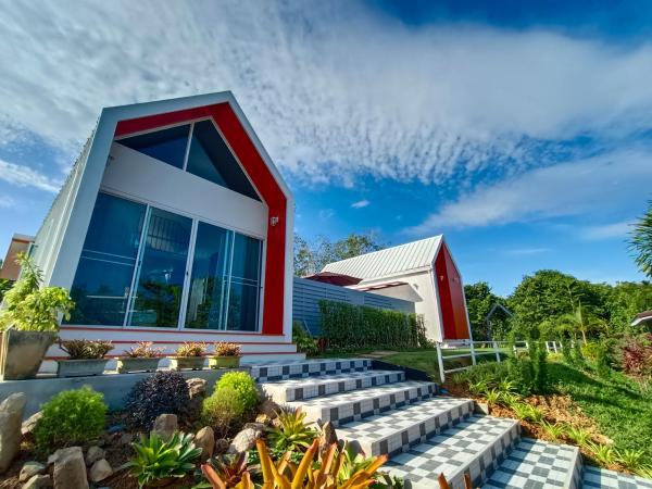 อัญมัน ลันตา Anyaman Lanta : photo 8 de la chambre suite - vue sur piscine