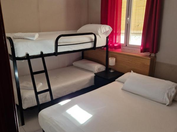 Metropolitan Atocha : photo 1 de la chambre chambre quadruple avec salle de bains privative