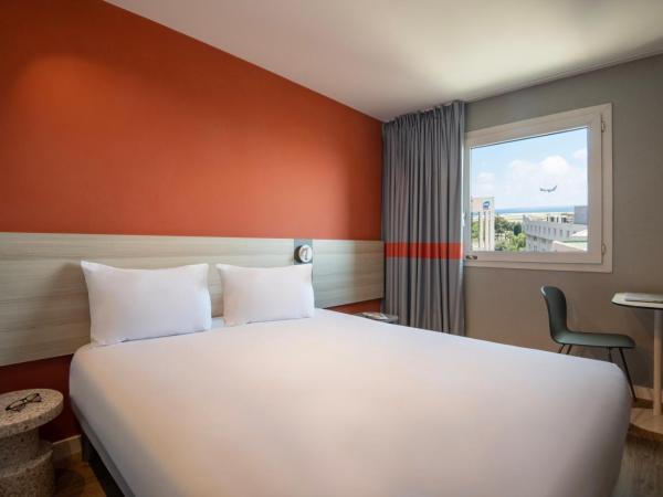 ibis budget Nice Aeroport : photo 10 de la chambre chambre double