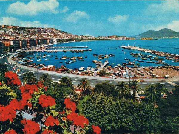 Live Naples : photo 3 de la chambre appartement en duplex