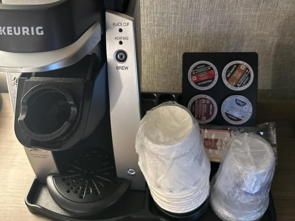 Best Western Plus West Edmonton : photo 1 de la chambre chambre lit king-size