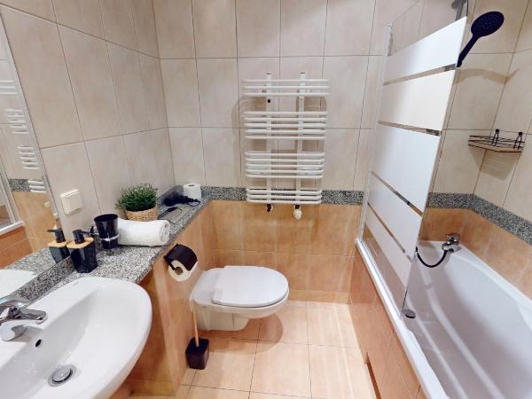 Szewska 72 Market Square TectumApartments : photo 5 de la chambre suite familiale deluxe