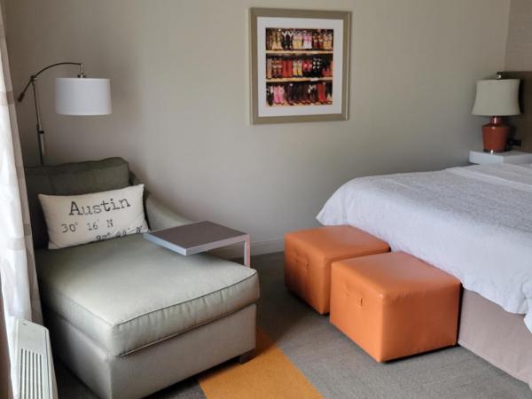 Hampton Inn & Suites Austin Cedar Park-Lakeline : photo 4 de la chambre chambre lit king-size deluxe - non-fumeurs 