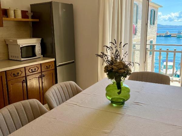 Villa Adria : photo 4 de la chambre appartement 3 chambres (6 adultes)