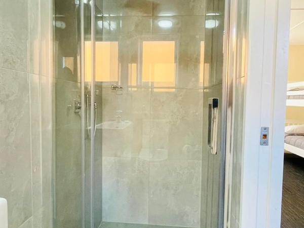 Orere Point Top 10 Holiday Park : photo 5 de la chambre chambre familiale supérieure