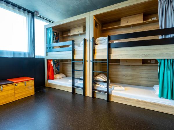 The People - Paris Marais : photo 3 de la chambre lit dans dortoir mixte de 8 lits