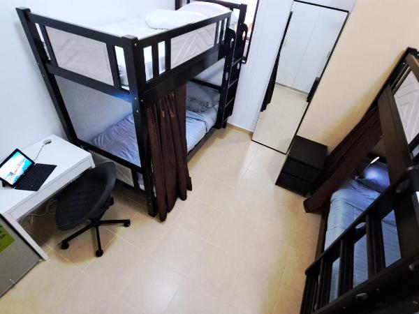 The Marina View : photo 1 de la chambre lit dans dortoir pour hommes de 4 lits