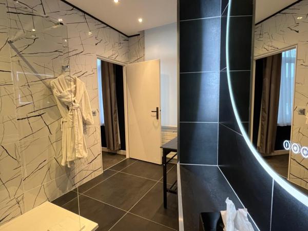 LOGIS Hôtel Borel : photo 3 de la chambre suite avec vue sur le port