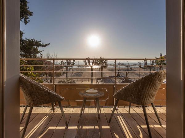 Hôtel Côté Sable : photo 6 de la chambre chambre prestige avec vue sur la mer