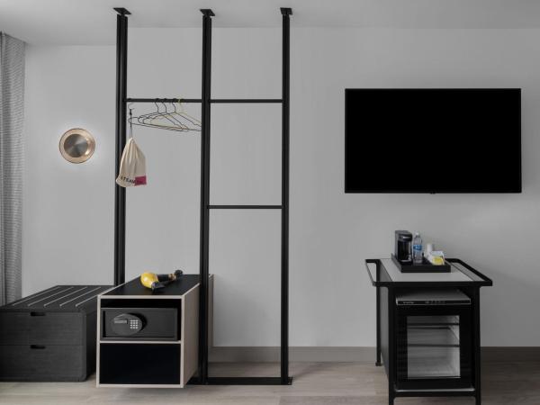 Aloft New York Chelsea : photo 10 de la chambre chambre lit king-size - vue sur ville