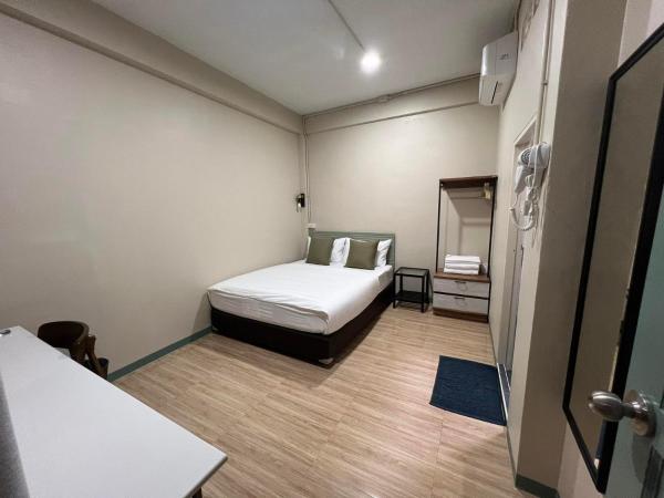 Bang Wa House - MRT Bang Wa Station : photo 1 de la chambre chambre double Économique (sans fenêtre)