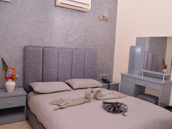 Appart Hôtel Founty Beach : photo 3 de la chambre appartement 3 chambres