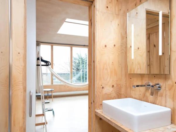 Stunning studio loft in Brixton, London : photo 3 de la chambre chambre double deluxe avec baignoire