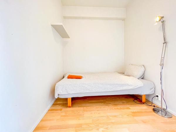 **MODERN ***CENTRAl ***ROOFTOP *** YOU'll LOVE IT : photo 10 de la chambre chambre double standard