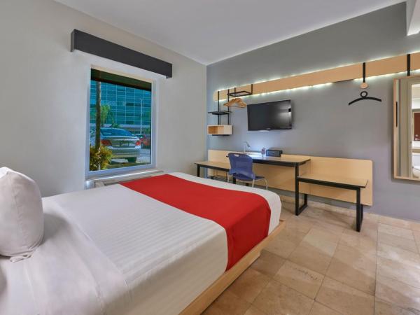 City Express by Marriott Cancun : photo 2 de la chambre chambre lit queen-size 